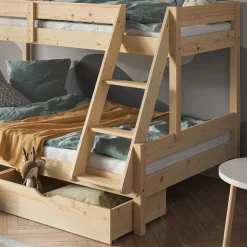 Etagenbett Everest Naturholz 120x200 / 80x200 cm mit 2 Matratzen und 2 Schubkästen Vitalispa